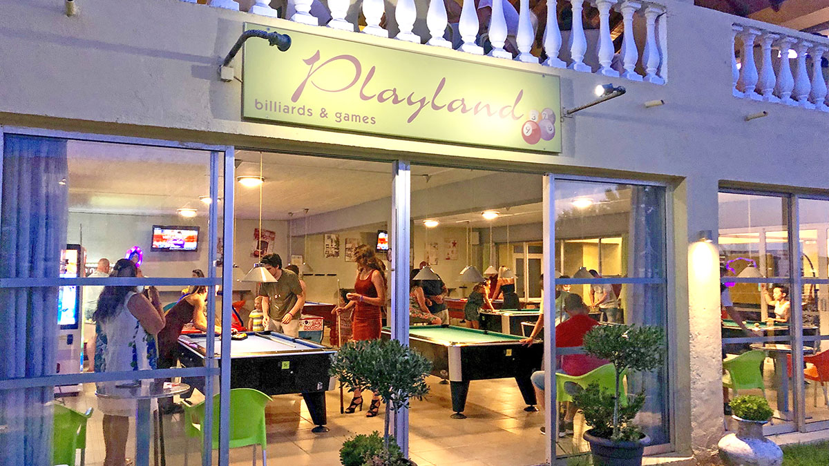 Canvas by Mitsis Messonghi